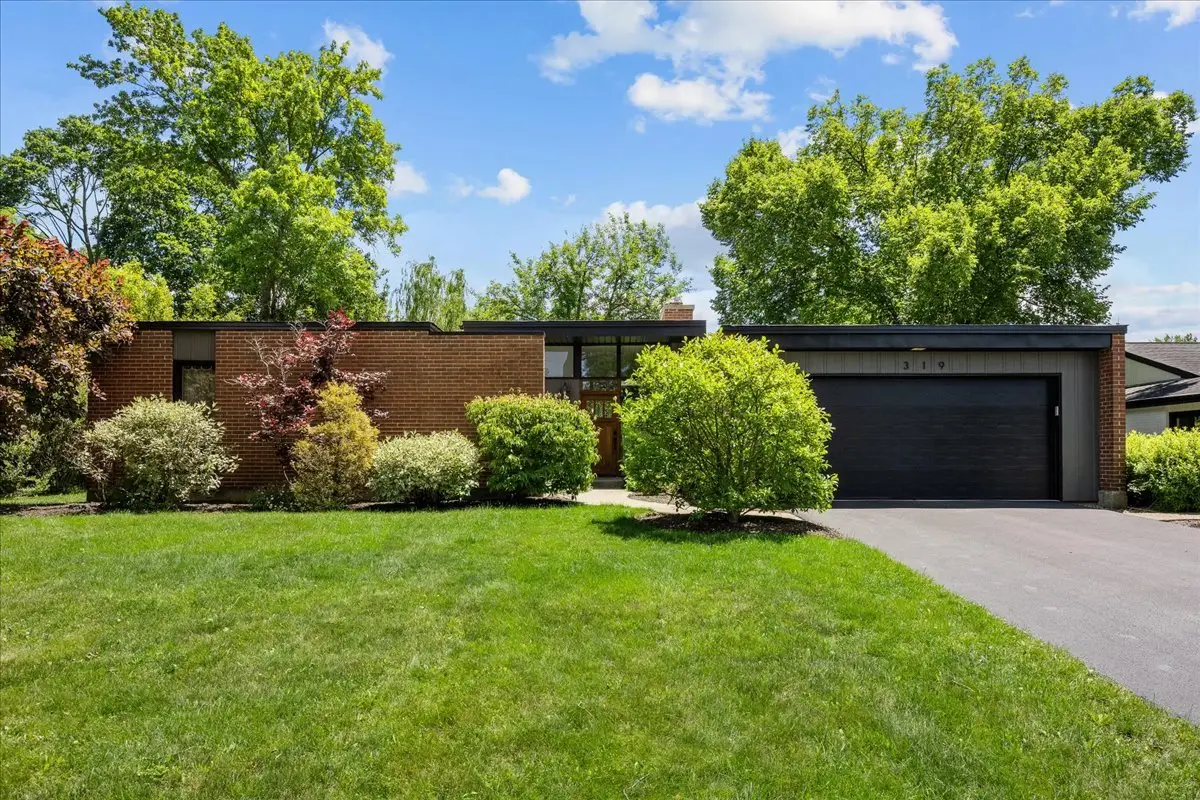 319 Hastings Avenue, Highland Park, IL 60035 - #1
