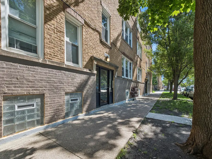 3440 W Leland Avenue #2, Chicago, IL 60625 - #3