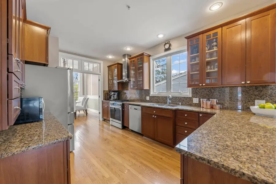 117 N Park Boulevard, Glen Ellyn, IL 60137 - #2