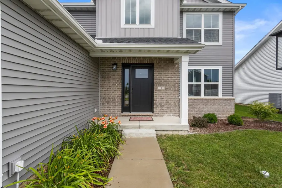 7 Kirby Circle, Monticello, IL 61856 - #3