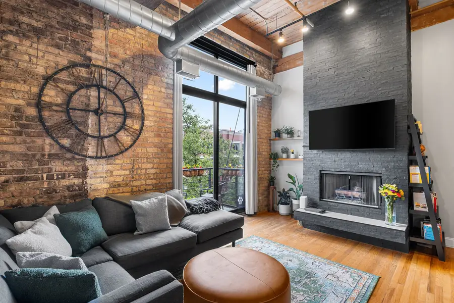 2300 W Wabansia Avenue #310, Chicago, IL 60647 - #2