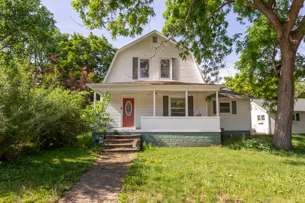 249 W Graham Street, Dixon, IL 61021