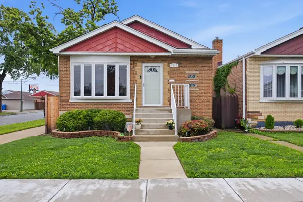 4801 S Lamon Avenue, Chicago, IL 60638