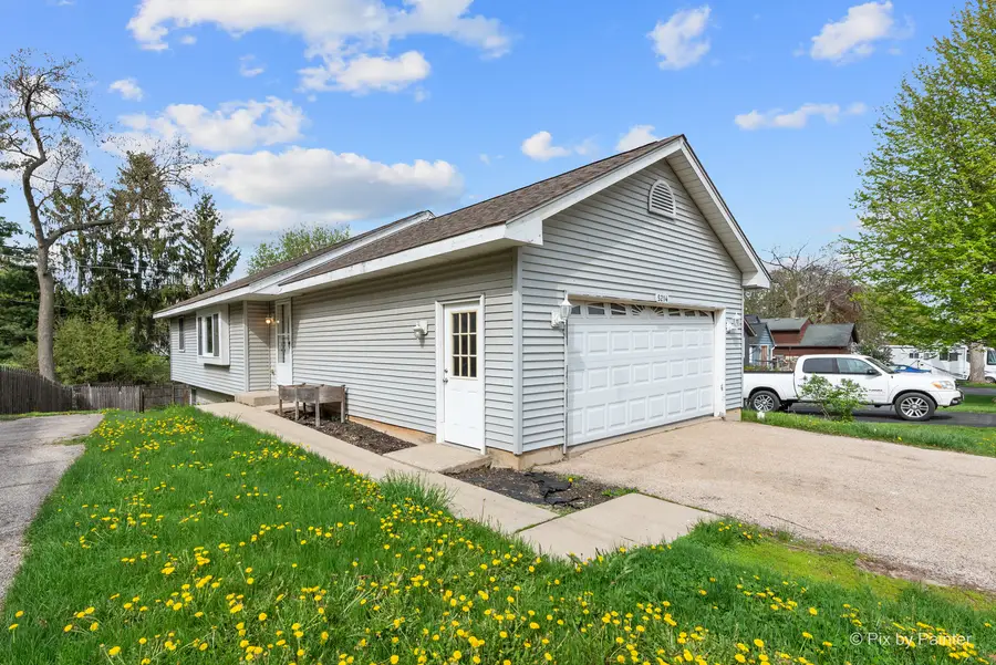 5214 Parkview Drive, McCullom Lake, IL 60050 - #2