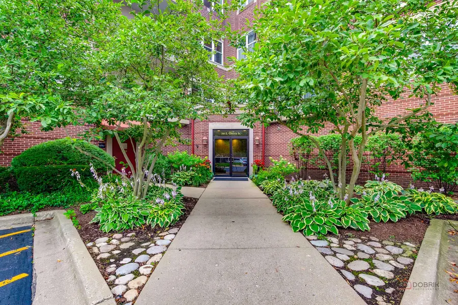 310 E Church Street #201, Libertyville, IL 60048 - #2