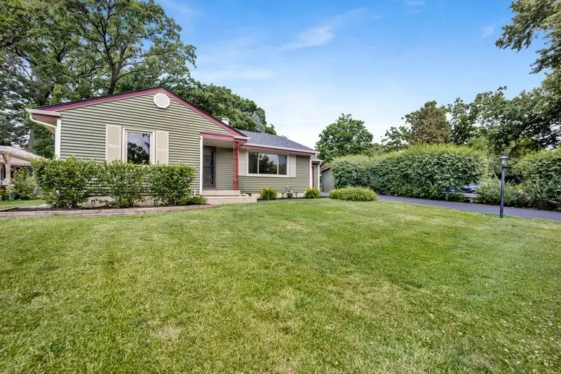 33298 N Eastwood Road, Grayslake, IL 60030 - #3