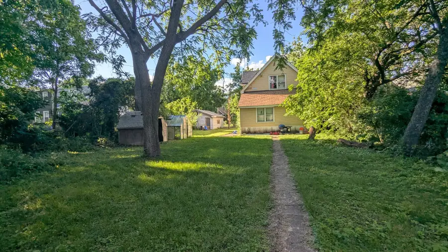 327 E 136th Place, Chicago, IL 60827 - #3
