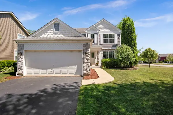 345 Mayfair Lane, South Elgin, IL 60177