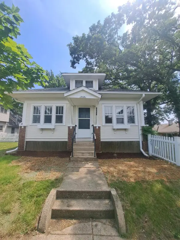 14407 Beacon Avenue, Orland Park, IL 60462