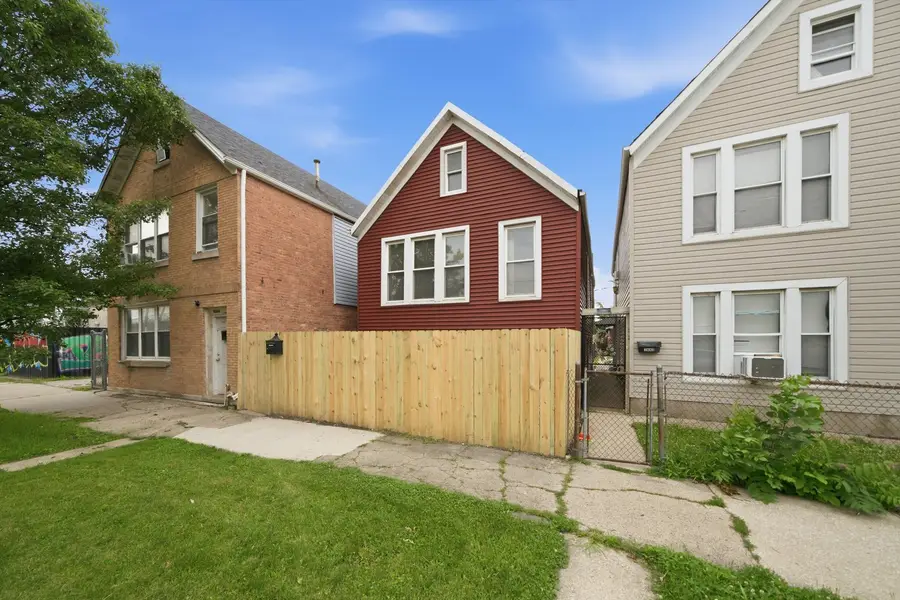 2642 S Sacramento Avenue, Chicago, IL 60623 - #3