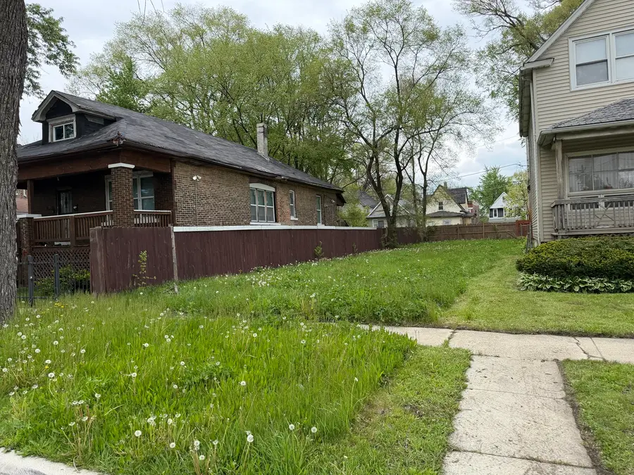 11815 S Emerald Avenue, Chicago, IL 60628 - #2
