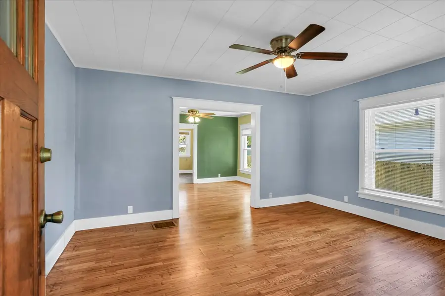 810 N Busey Avenue, Urbana, IL 61801 - #2