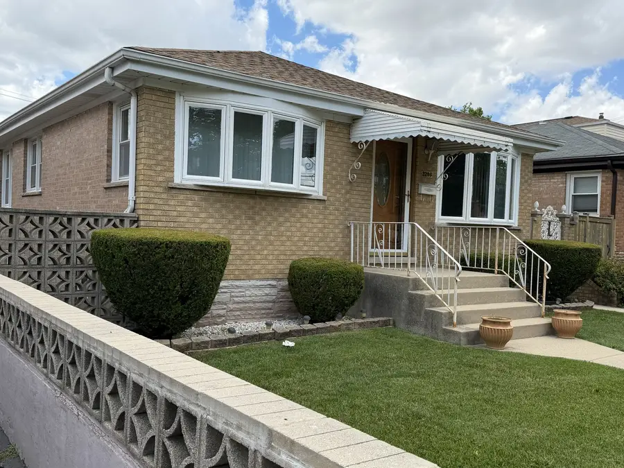 3208 N Hawthorne Street, Franklin Park, IL 60131 - #2