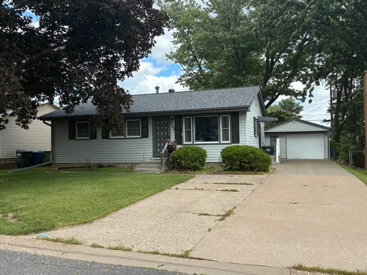 721 Highview Drive, Clinton, IA 52732 - #1