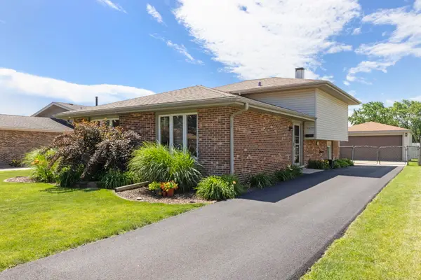 3835 W 121st Place, Alsip, IL 60803