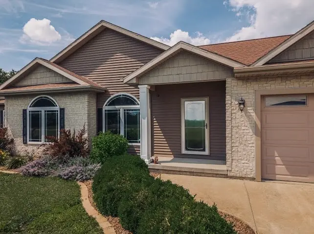 3142 County Road 1600 N, El Paso, IL 61738 - #2