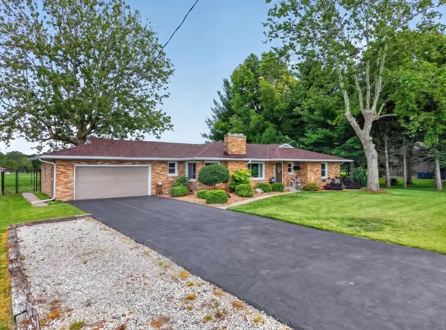 1564 E 16th Road, Streator, IL 61364 - #3