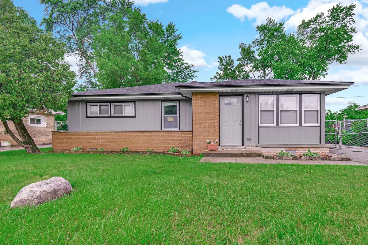 16158 Plymouth Drive, Markham, IL 60428 - #1