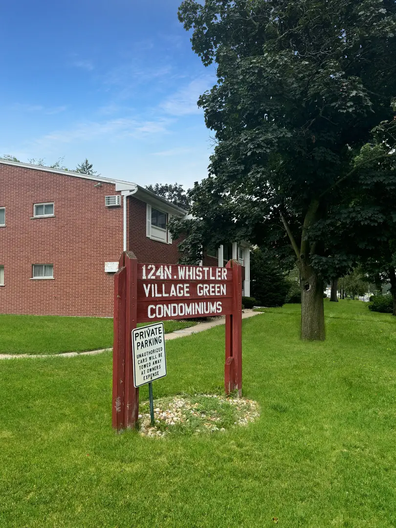 124 N Whistler Avenue #B8, Freeport, IL 61032 - #2