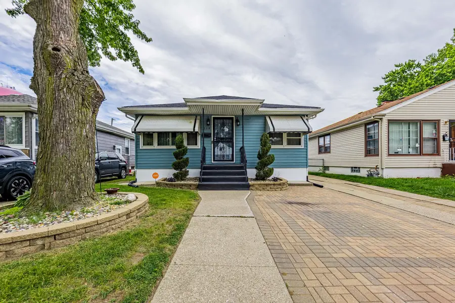 279 Paxton Avenue, Calumet City, IL 60409 - #2