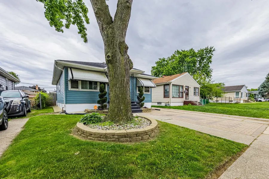 279 Paxton Avenue, Calumet City, IL 60409 - #3