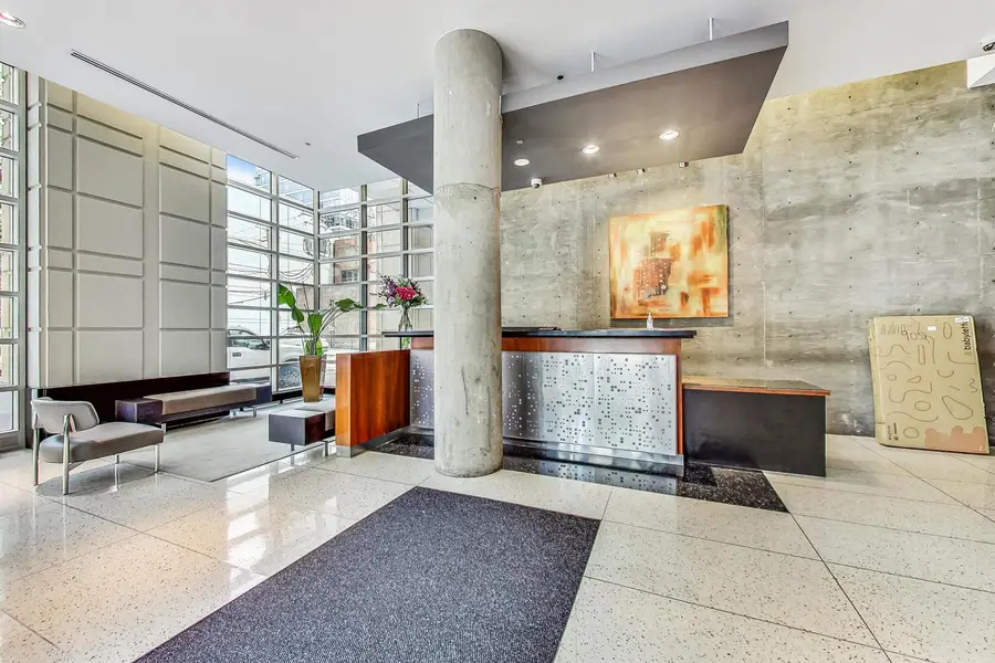 700 N Larrabee Street #1302, Chicago, IL 60654 - #2