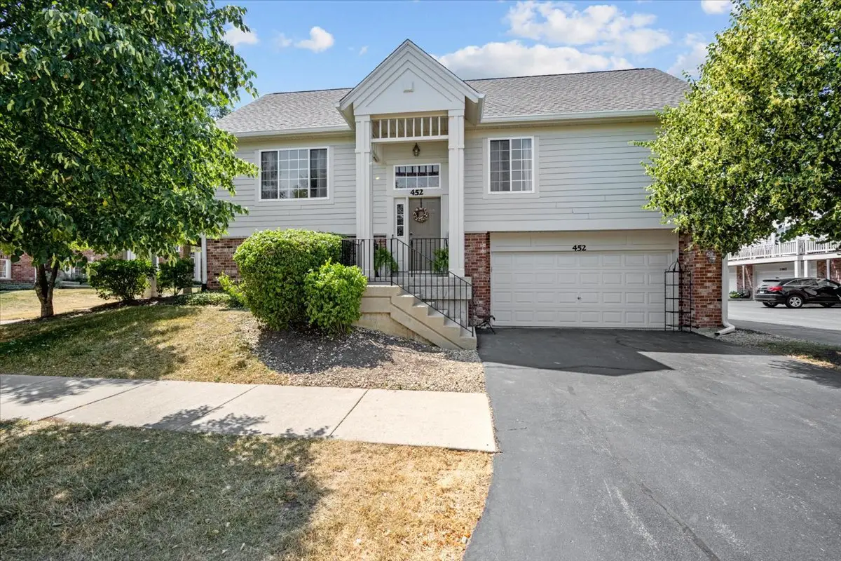 452 Churchill Drive, Elgin, IL 60124 - #1