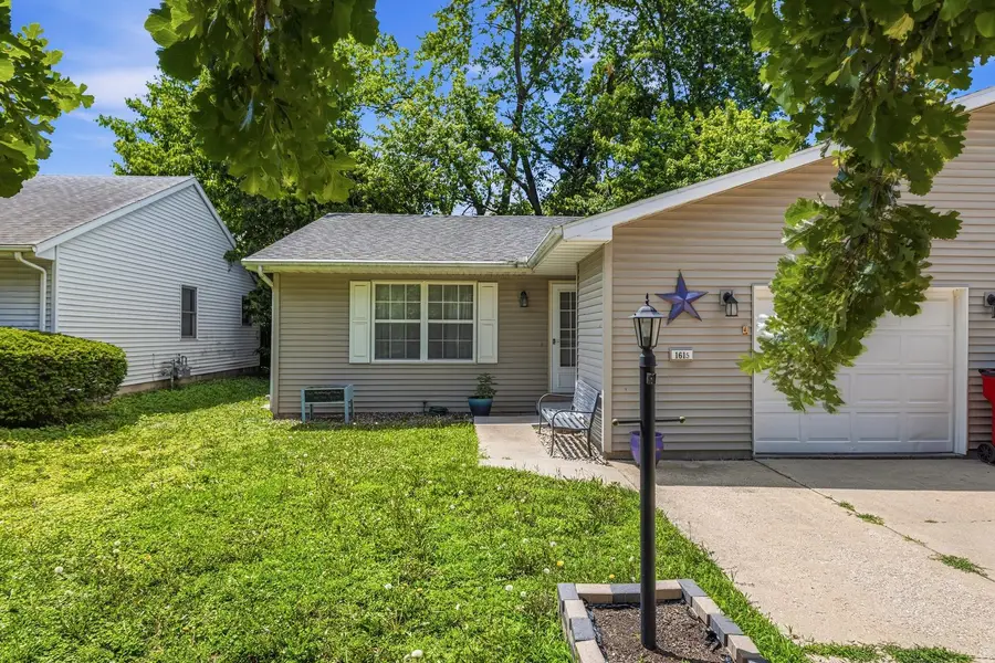 1615/1617 W Union Street, Champaign, IL 61821 - #2