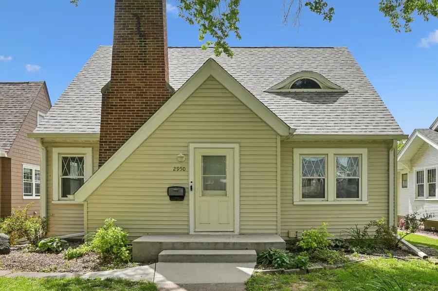 2950 Jefferson Avenue, Davenport, IA 52803 - #2