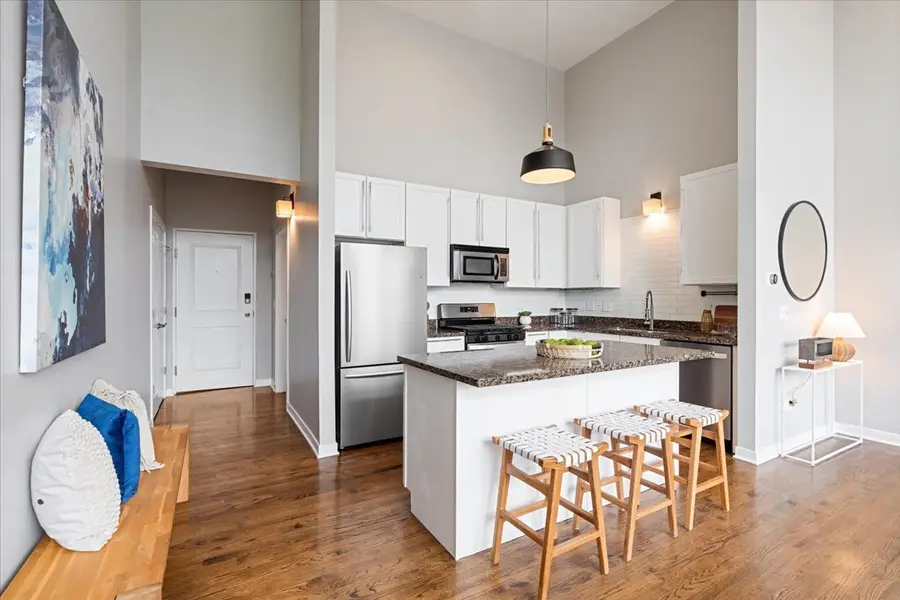 2065 N Kedzie Avenue #327, Chicago, IL 60647 - #3