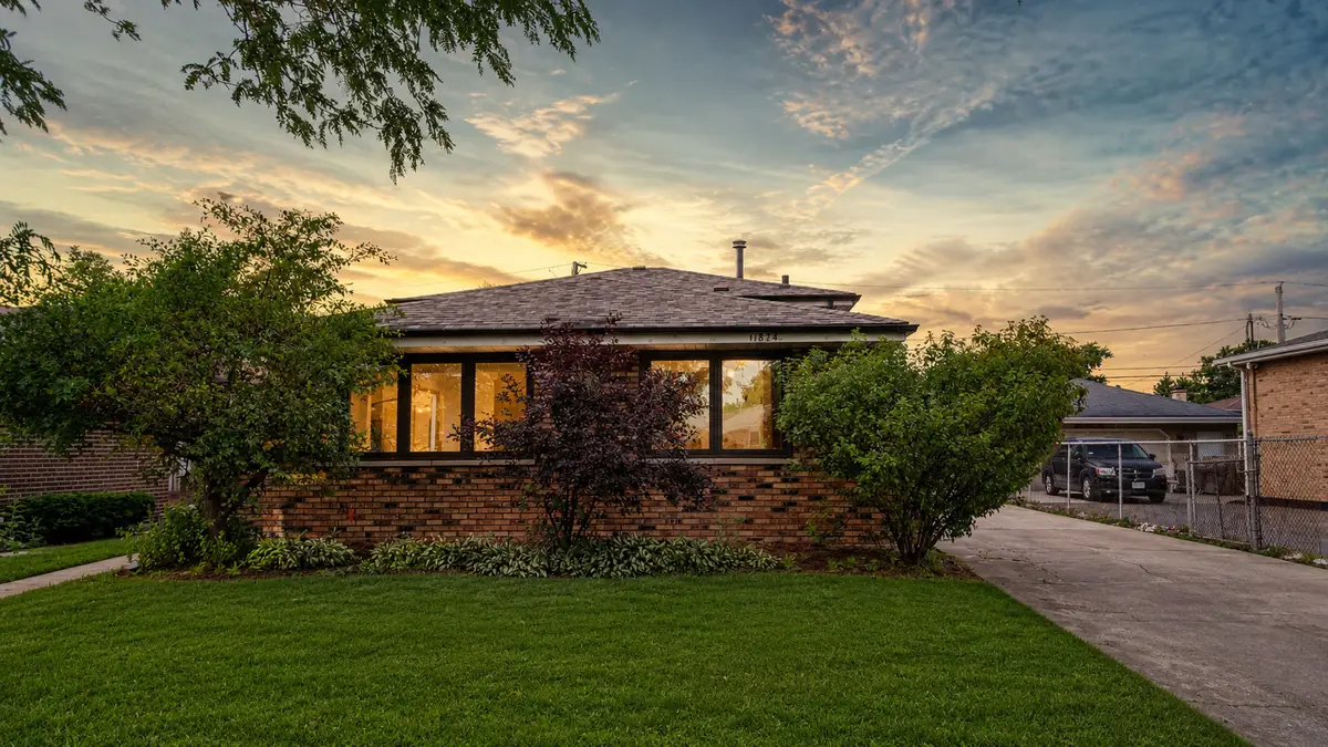 11824 S Leclaire Avenue, Alsip, IL 60803 - #1