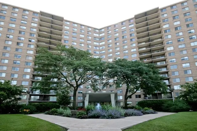 7033 N Kedzie Avenue #1410, Chicago, IL 60645 - #1