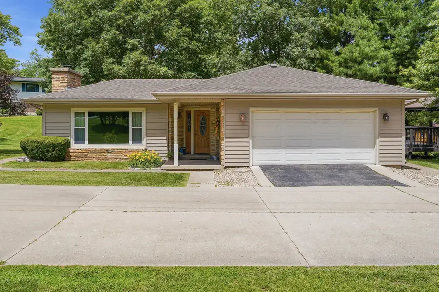 1952 Larod Drive, Dixon, IL 61021 - #2