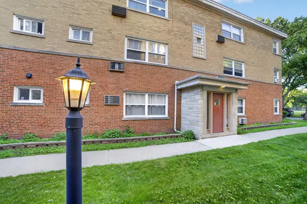 7410 N Oakley Avenue #3A, Chicago, IL 60645