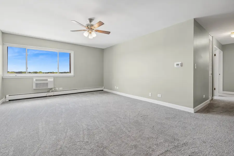 4623 N Chester Avenue #307, Chicago, IL 60656 - #3