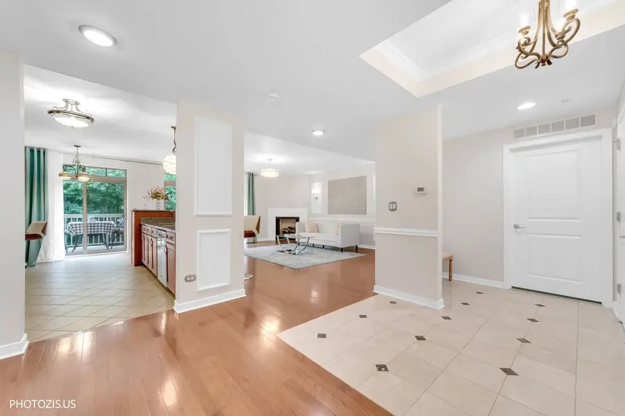 425 Benjamin Drive #302, Vernon Hills, IL 60061 - #3