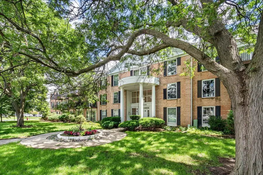 5300 Carriageway Drive #208, Rolling Meadows, IL 60008 - #2