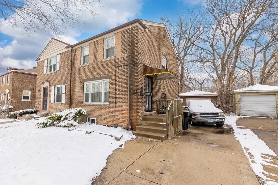 9640 S Hoxie Avenue, Chicago, IL 60617 - #2