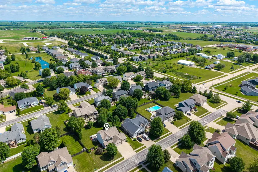 3362 Adele Lane, Bettendorf, IA 52722 - #3