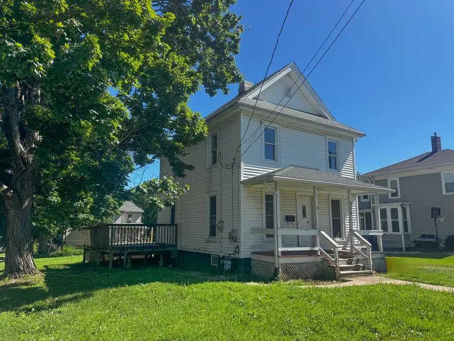 302 E Prospect Street, Kewanee, IL 61443 - #3