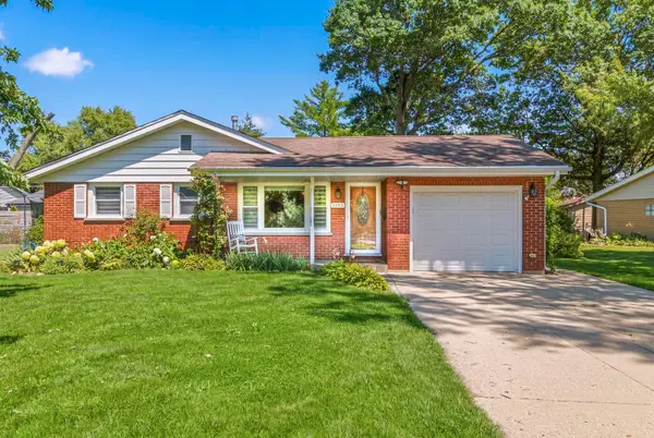 1193 Algonquin Drive, Elgin, IL 60120