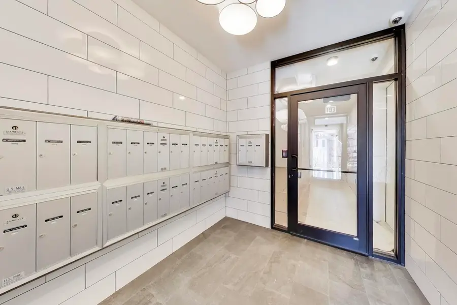 5748 N Hermitage Avenue #411, Chicago, IL 60660 - #3