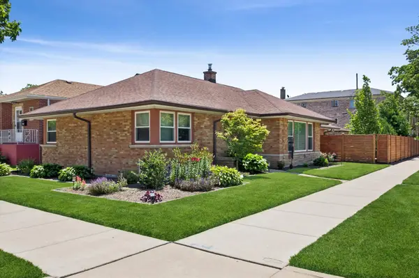 6755 N Washtenaw Avenue, Chicago, IL 60645