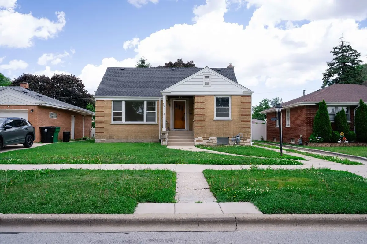1635 Downing Avenue, Westchester, IL 60154 - #1