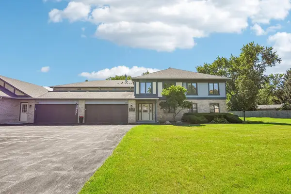 2545 Harbor Drive, Joliet, IL 60431