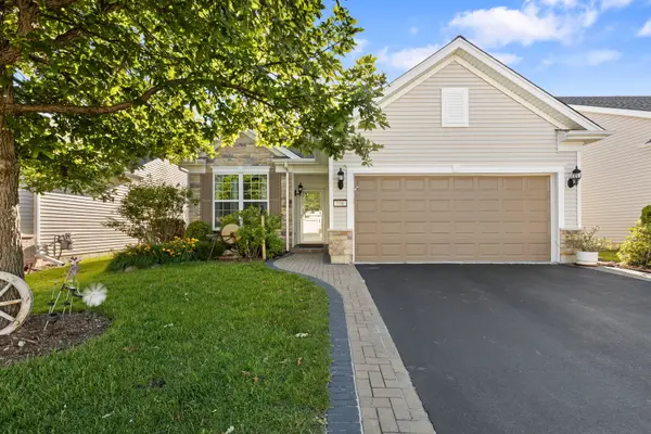 860 Cascade Falls Drive, Elgin, IL 60124