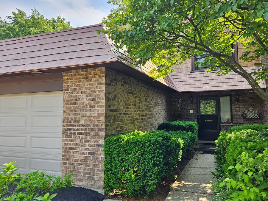 3912 Dundee Road, Northbrook, IL 60062 - #2