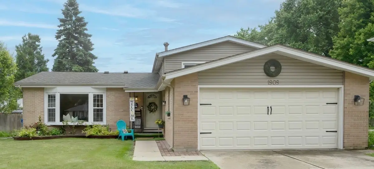 1909 E Maya Lane, Mount Prospect, IL 60056 - #1