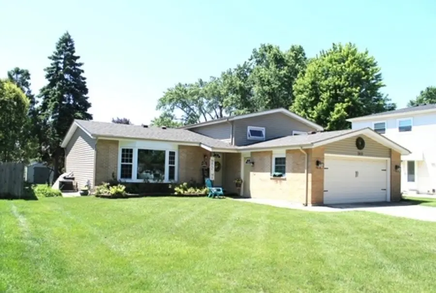 1909 E Maya Lane, Mount Prospect, IL 60056 - #3