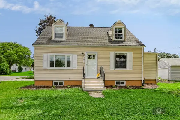 707 E 9th Street, Lockport, IL 60441